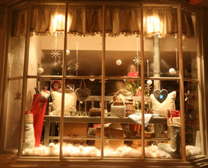 Rhubarb Interiors' 2009 Christmas window