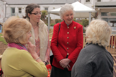 Lady Mary Holborow meets people at the Preschool