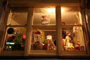 Maggie's Flower Shop's 2009 Christmas window
