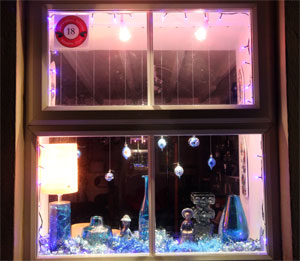 Nanadobbie's advent window for 18th December