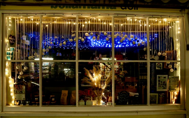 3rd December Bellamama Deli Advent Window 2021