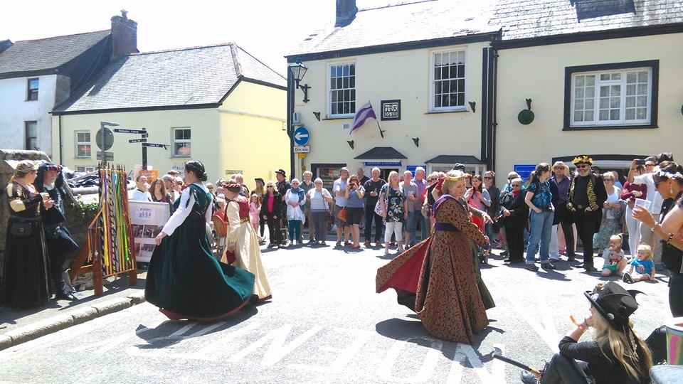 Renaissance dancers