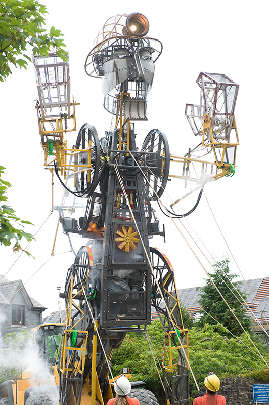 Man Engine waving hands around