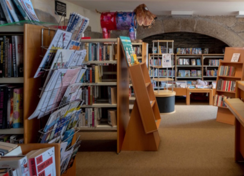 Inside of  Lostwithiel Library